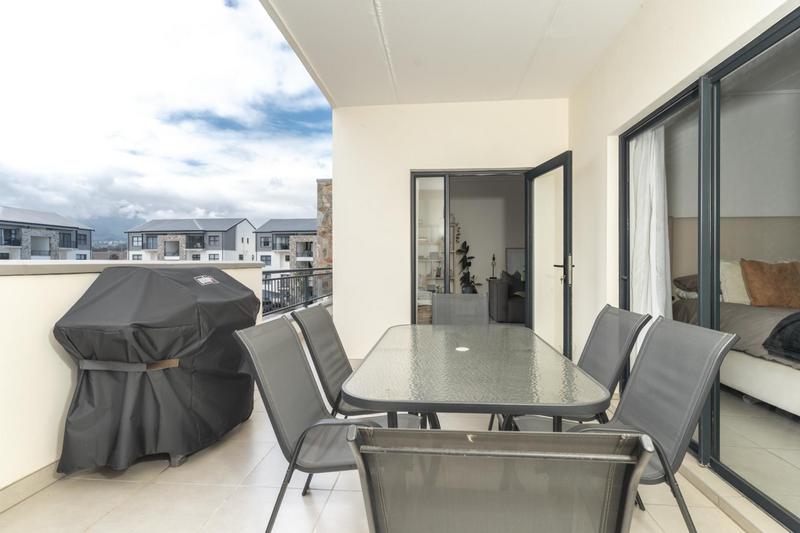 2 Bedroom Property for Sale in The Huntsman Western Cape